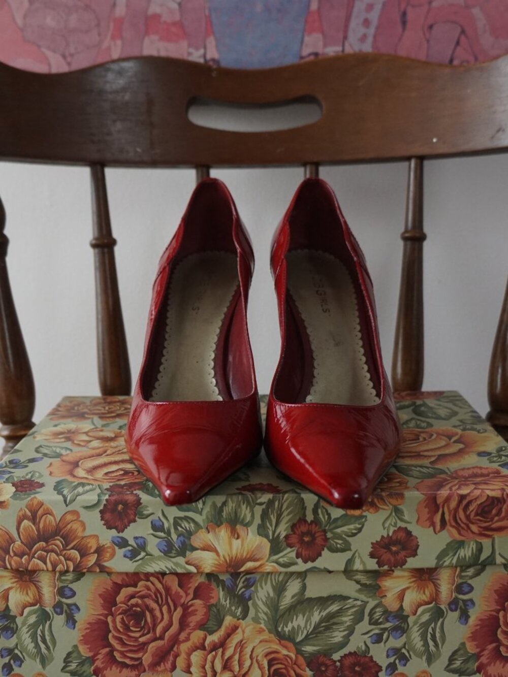 BCBGirls Red Genuine Leather Pointed Toe Pumps - Picture 2 of 12